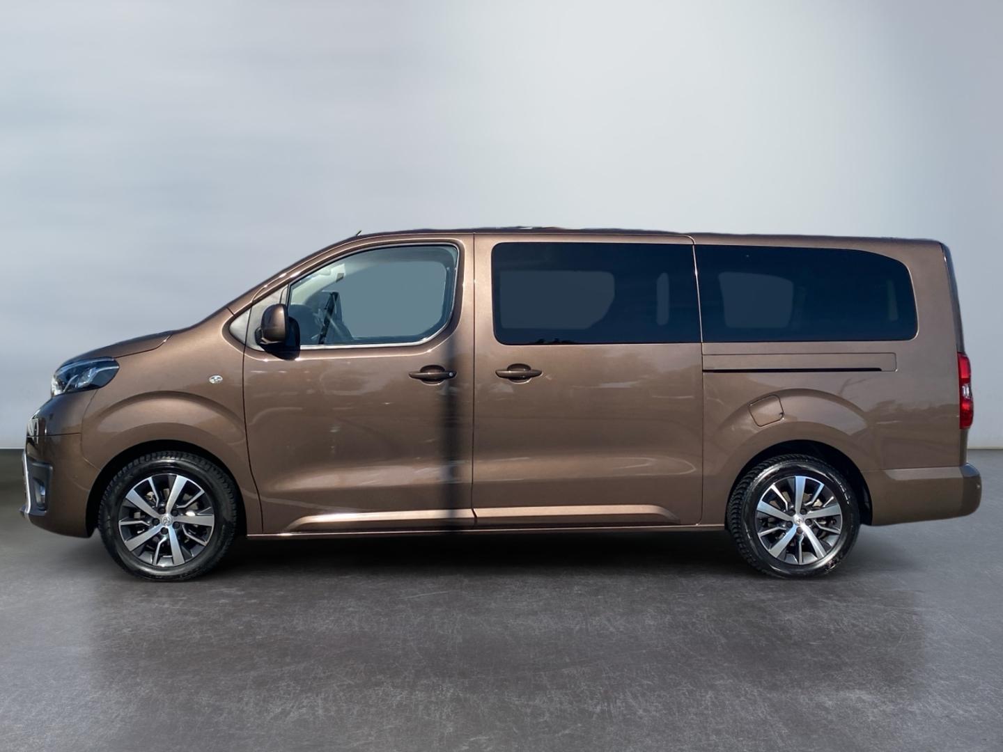 Toyota Proace Verso 2.0D L2 Shuttle Comfort *9-Si*RCam*