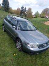 Audi A4 1.8 Avant, Klima, Leder, TÜV 04/2028 1. Hand - Audi aus 1999