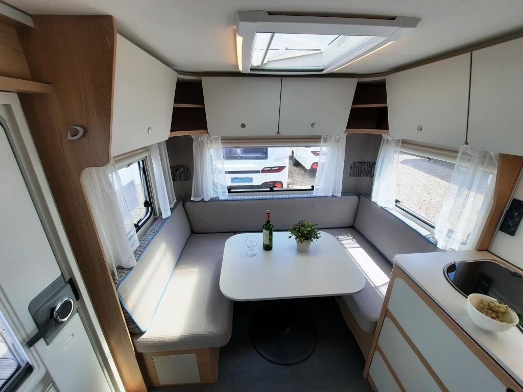 Fahrzeugabbildung Dethleffs Aero 470 FR Verfüg./Sparen Sie 4.862,- €