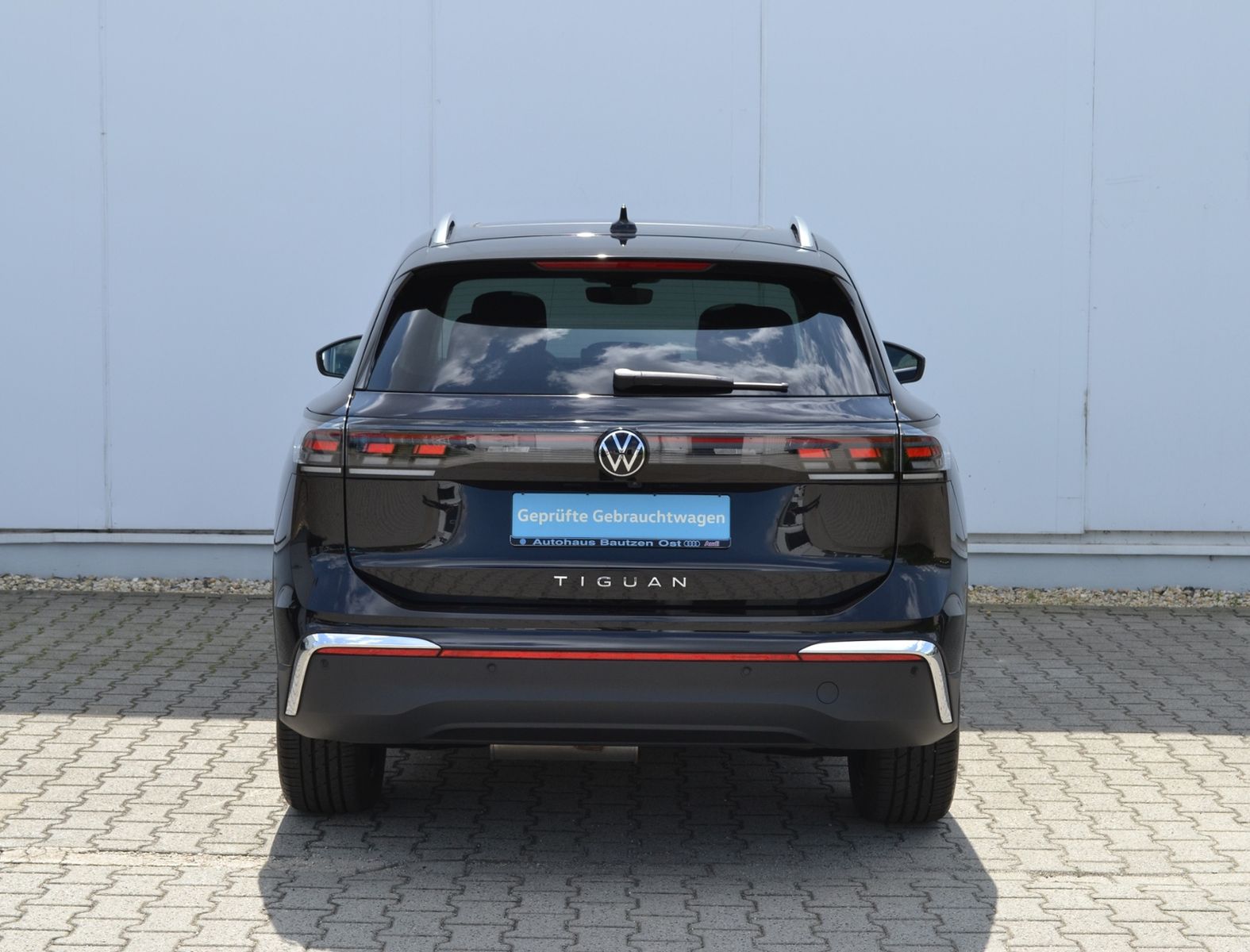 Tiguan 2.0 TDI DSG Elegance AHK/IQ.DRIVE-PAKET/M