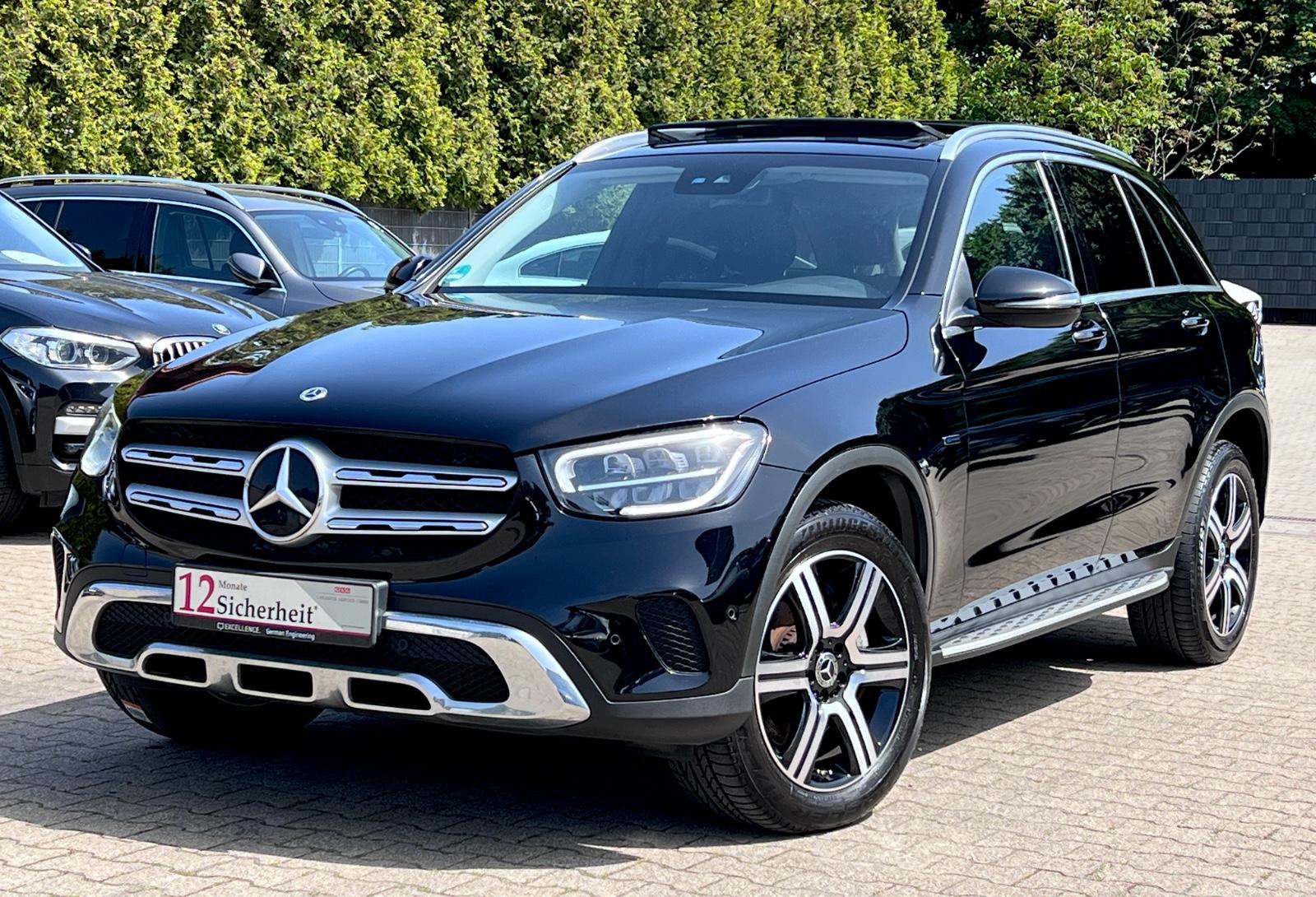 Mercedes-Benz GLC 300 de 9G-TR 4MT-PANODACH-19LM-TOTWNKL-SPURH