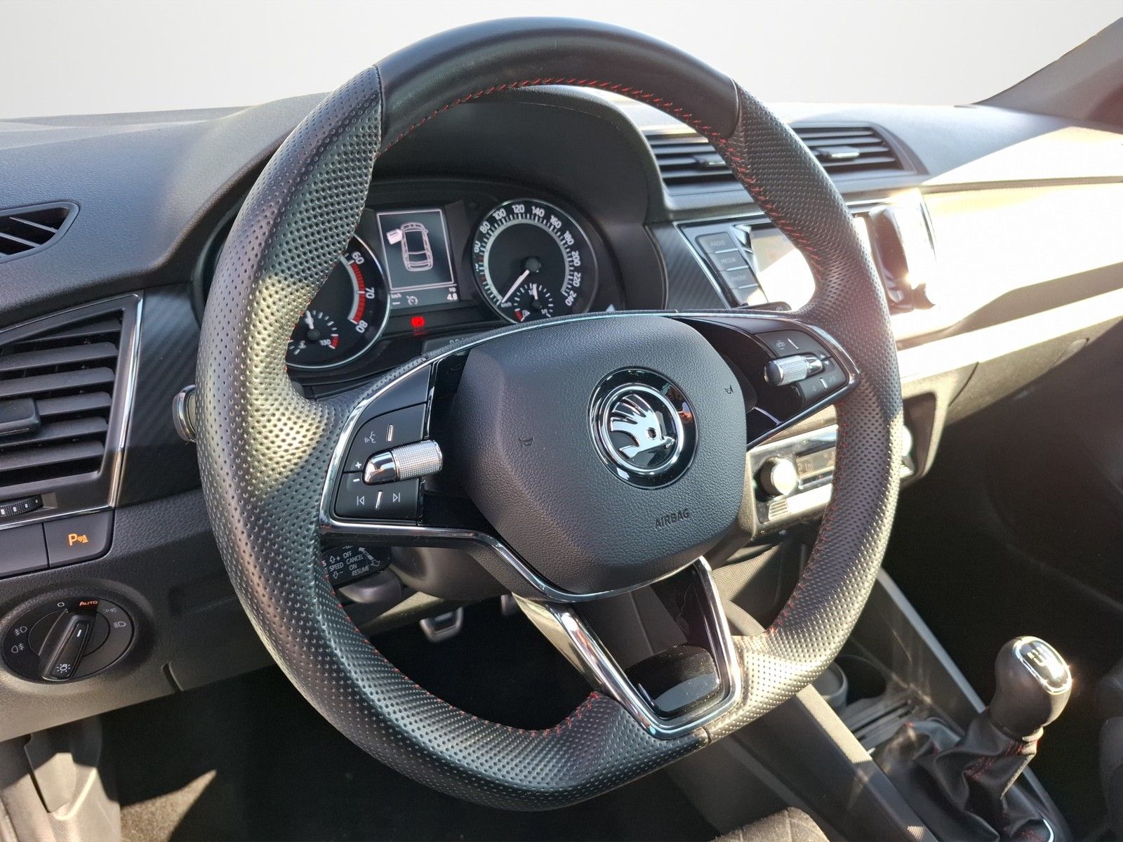 SKODA Fabia Combi 1.0 TSI Monte Carlo KLIMA / NAVI / A - Image 11