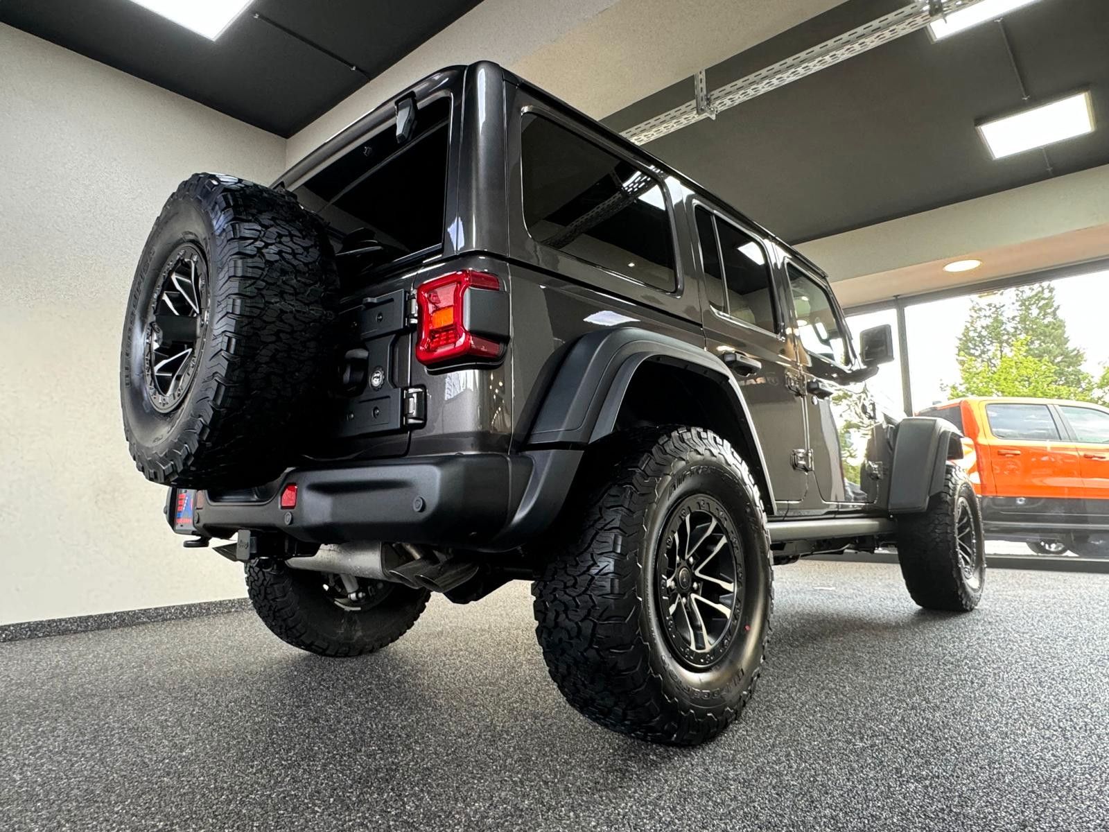 Fahrzeugabbildung Jeep 2026 MOAB 392-6.4L HEMI V8-DUAL TOP