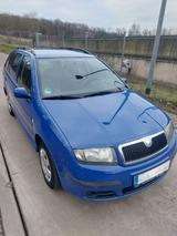 Skoda Fabia Combi 1.4 16V 59 kW Ambiente - Skoda Fabia: 16v Ambiente