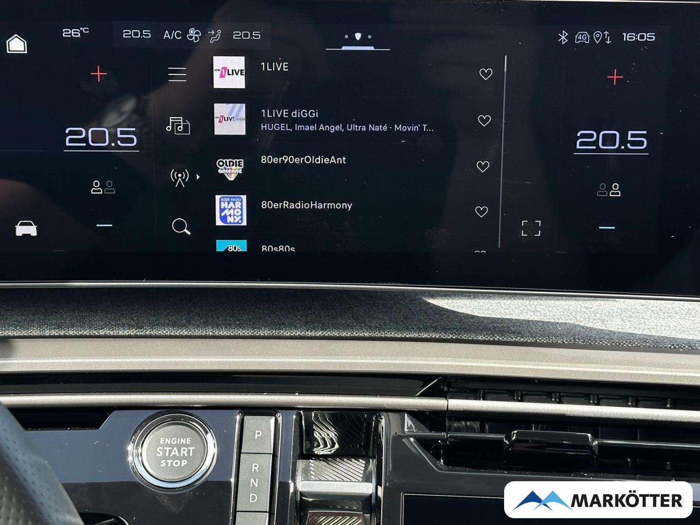 Peugeot 3008 GT Plug-In Hybrid 225 AHK/360°/Massage/Pano