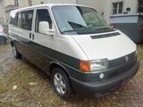 Volkswagen T4 Caravelle 2.5TDI Lang  Neulackierung