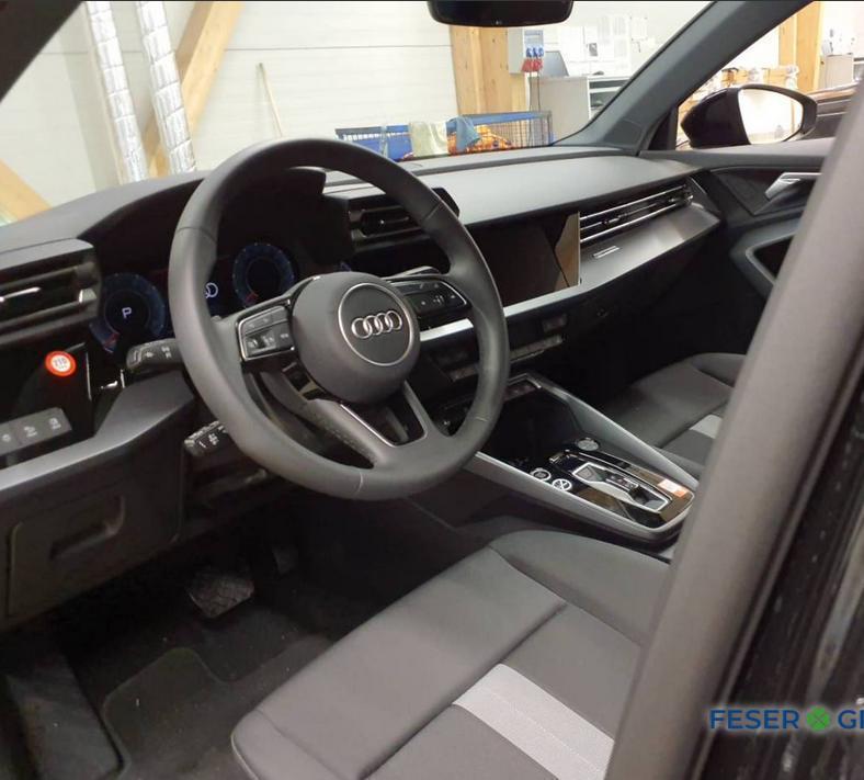 Audi A3 Limousine adv. 35 TFSI S tr. LED AHK ACC KAME