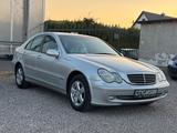 Mercedes-Benz C 200 KOMPRESSOR AVANTGARDE*Automatik - aus 2000: Limousine