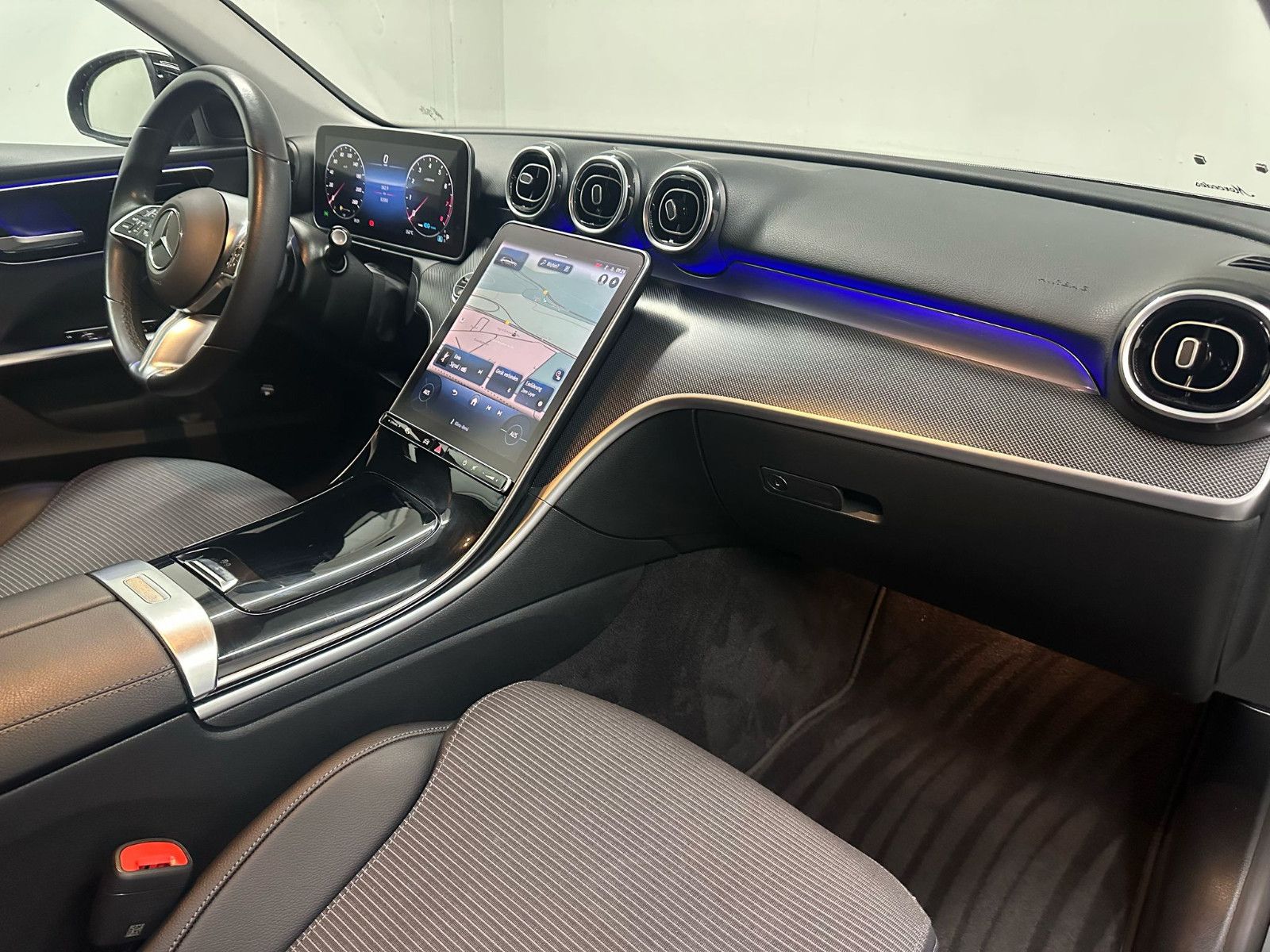 Fahrzeugabbildung Mercedes-Benz C 180 T Autom.*AVANTGARDE*NIGHT*DISTRO*AHK*