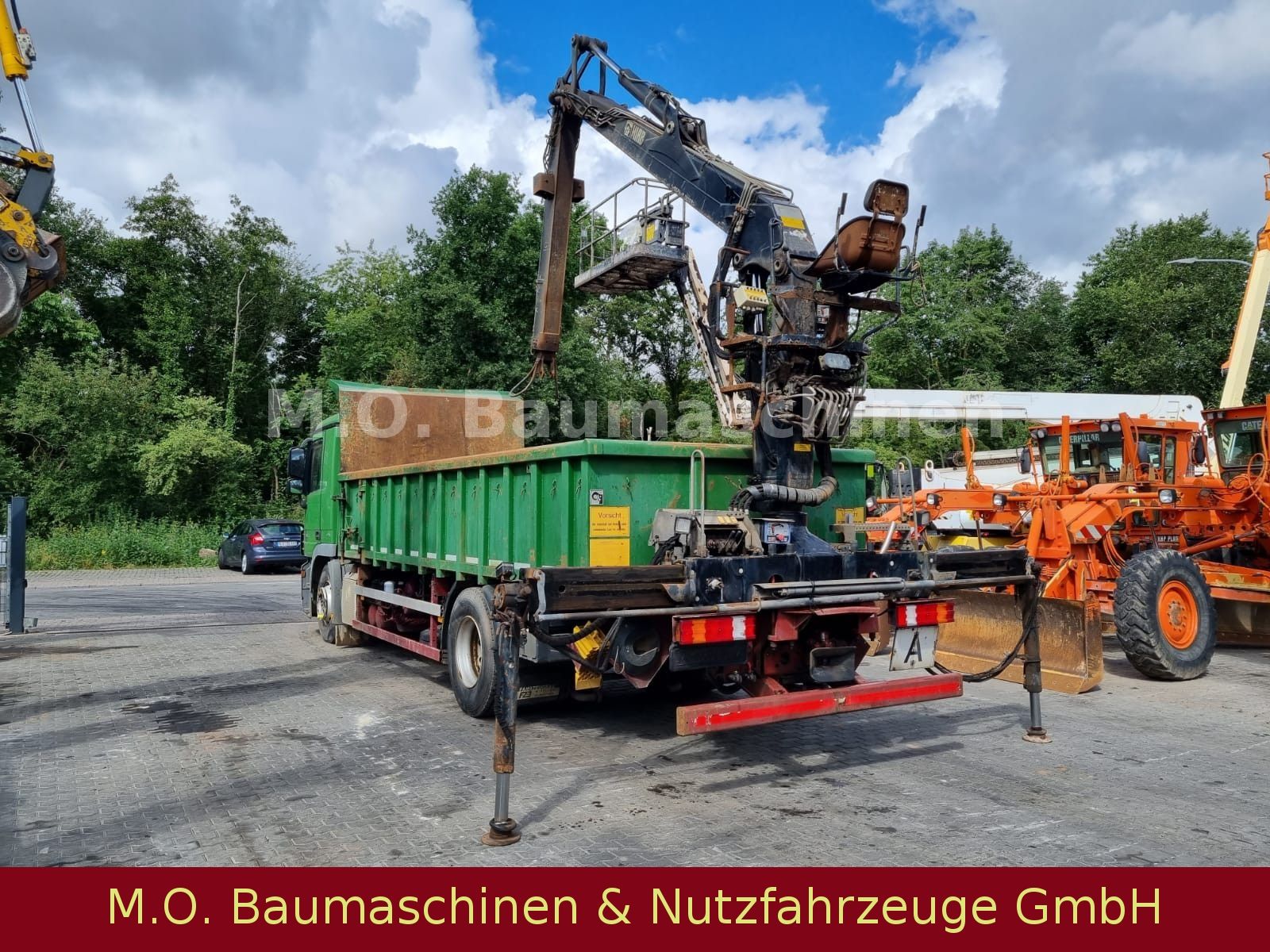 Fahrzeugabbildung Mercedes-Benz Actros 1944 / 4x2 / Euro 5 / Hiab Kran 1300RS93/