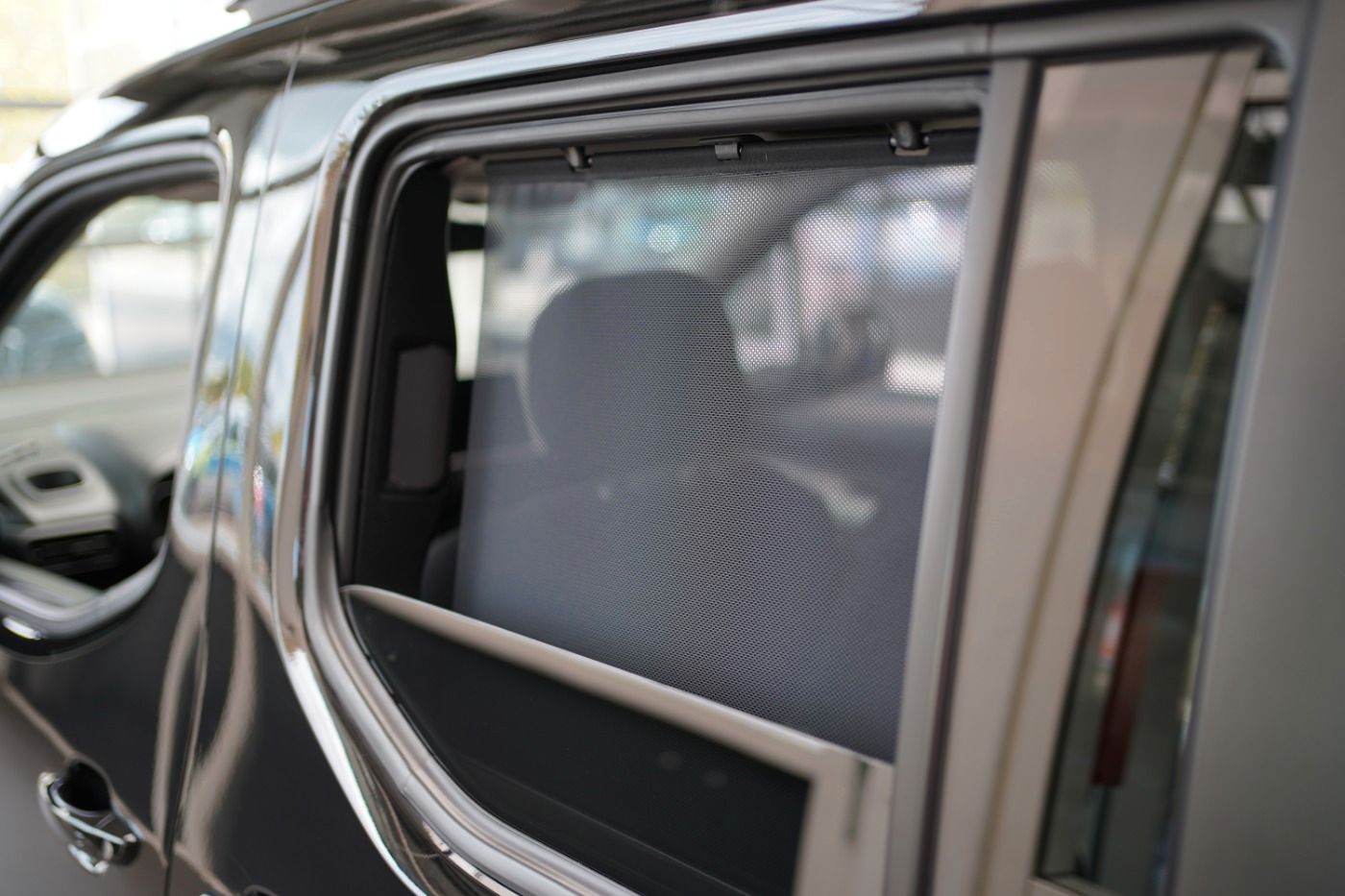 Fahrzeugabbildung Citroën Berlingo XL BlueHDi 130 Shine Standheizung AHK