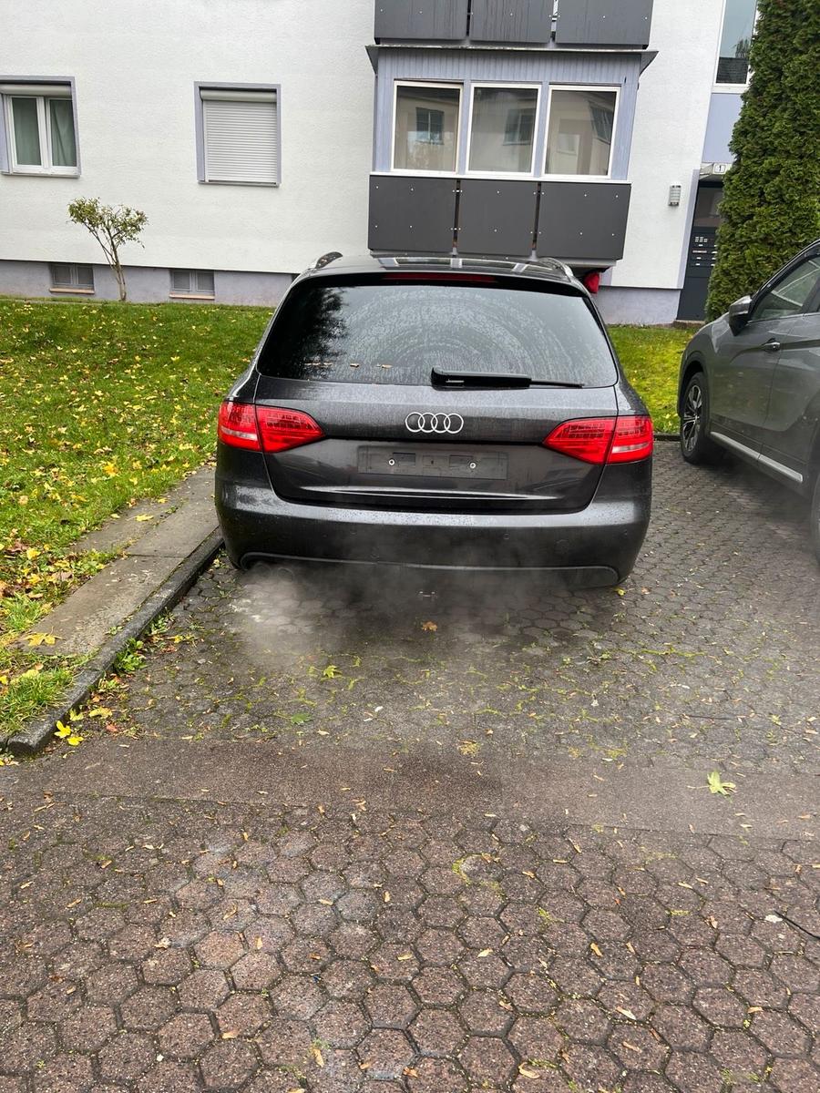 Audi A4 2011 — photo 10