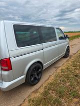 Volkswagen T5 Multivan Highline, Scheckheft, Gepflegt - silberne Volkswagen T5 Multivan