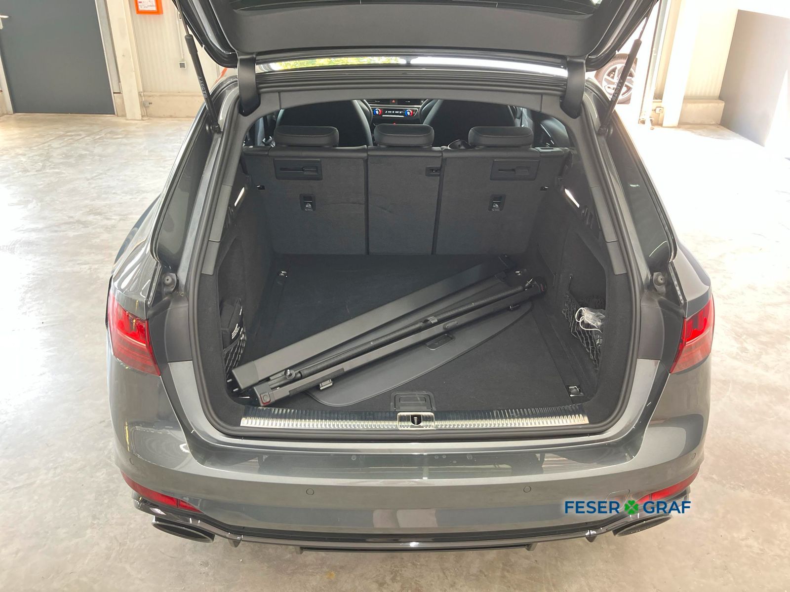 Audi RS4 - Bild 14