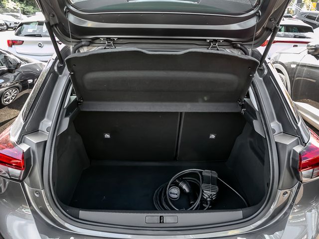 Opel Corsa e F Selection CarPlay Spurhalteassi. DAB