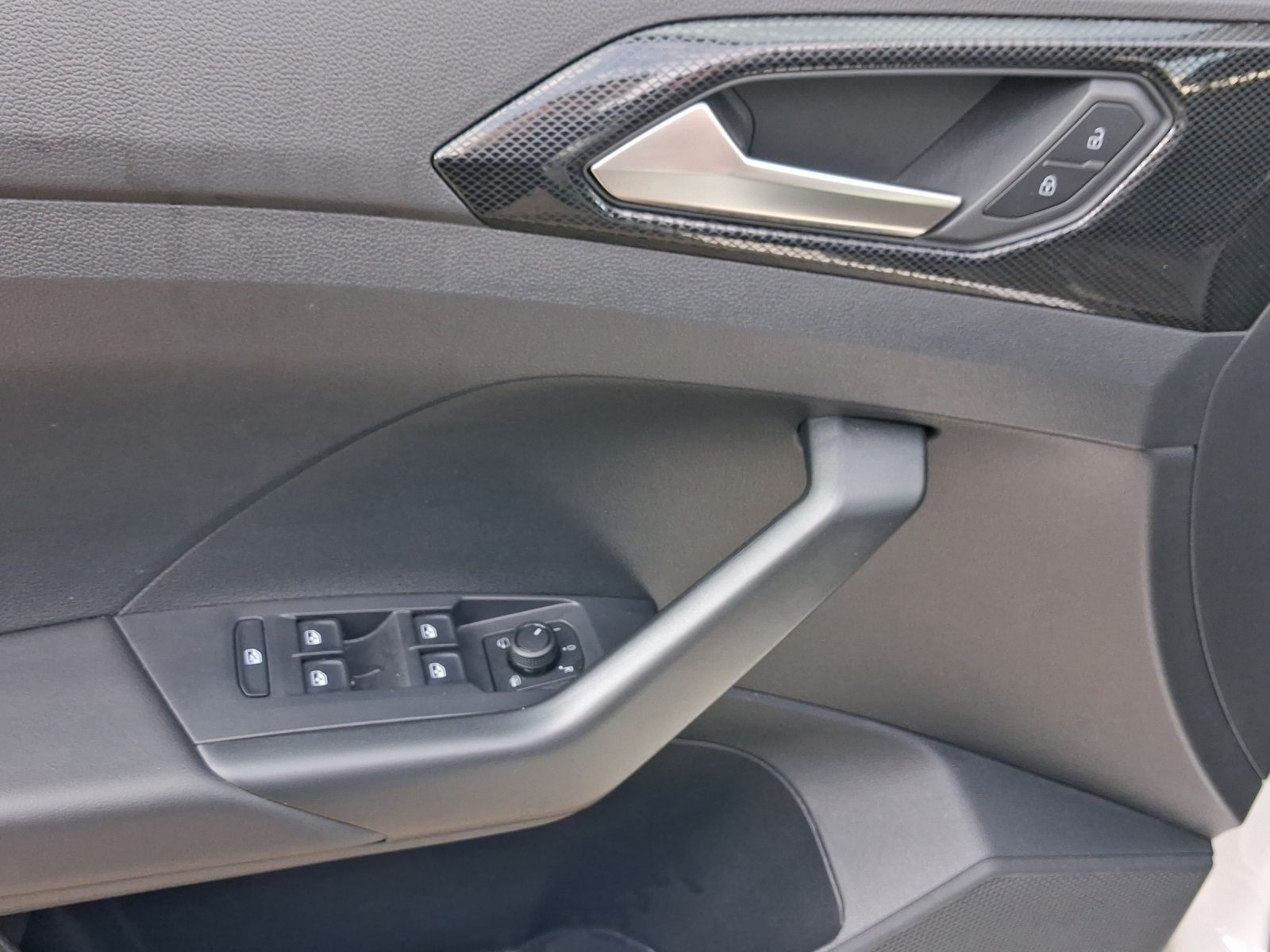 Volkswagen T-Cross - Bild 9