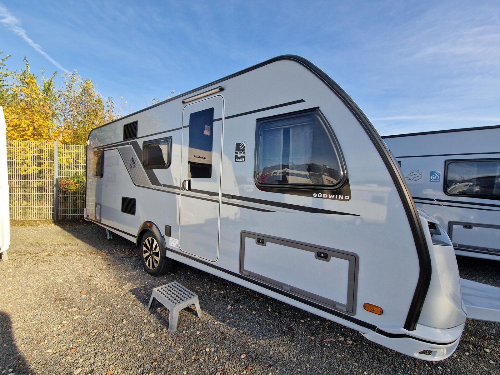 Fahrzeugabbildung Knaus Südwind 580  QS Black Selection