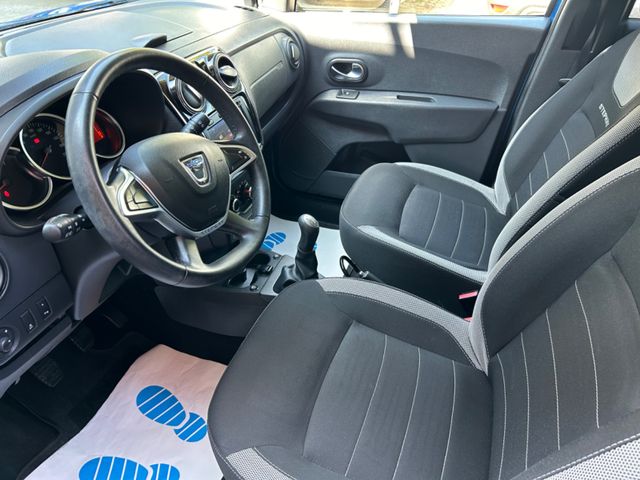 Fahrzeugabbildung Dacia Lodgy Stepway 1.6+7 Sitzer+Navi+Kamera+Allwetter