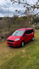 Ford Tourneo Courier Titanium EcoBoost - Ford Tourneo Courier von privat