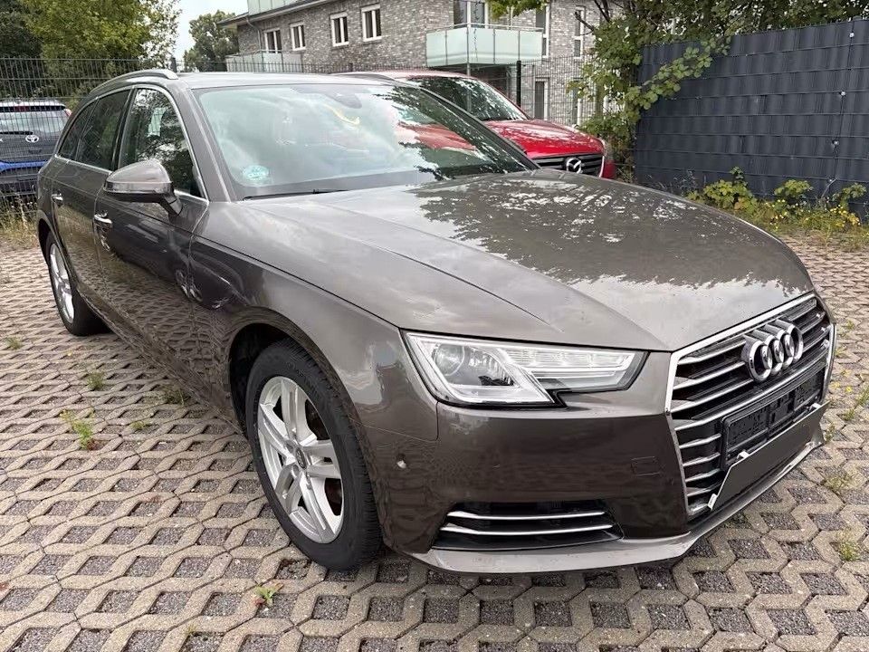 Audi Audi A4 Avant 2.0 TFSI design *PANO*Assist*360*Vir