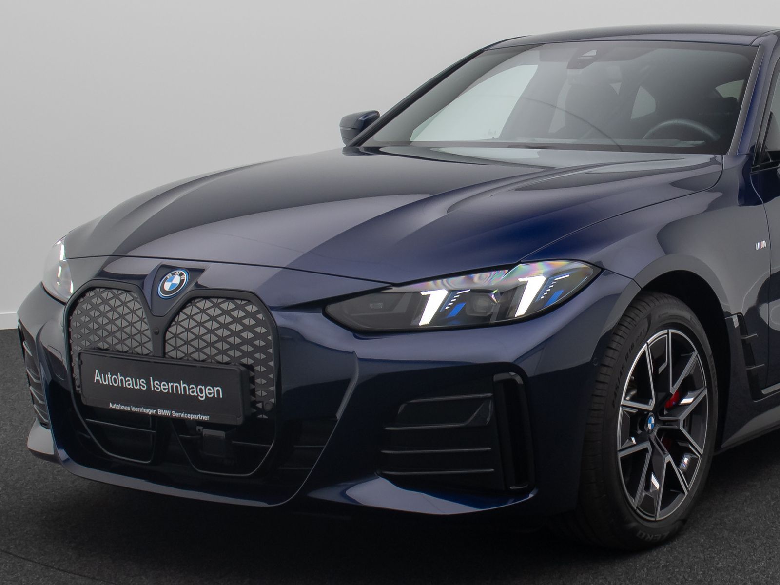 Fahrzeugabbildung BMW i4 eD40 Gran Coupe M Sport Pro 360°DAB Alarm HUD