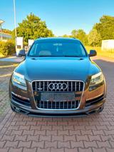 Audi Q7 3.0 TDI 7sizer - Audi Q7 aus 2010: TDI