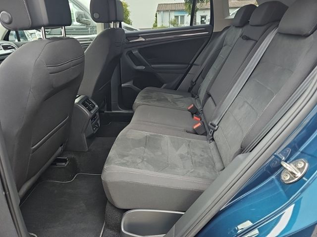 Fahrzeugabbildung Volkswagen Tiguan 2.0 TSI 4M DSG Elegance LED-MATRIX STDHZ