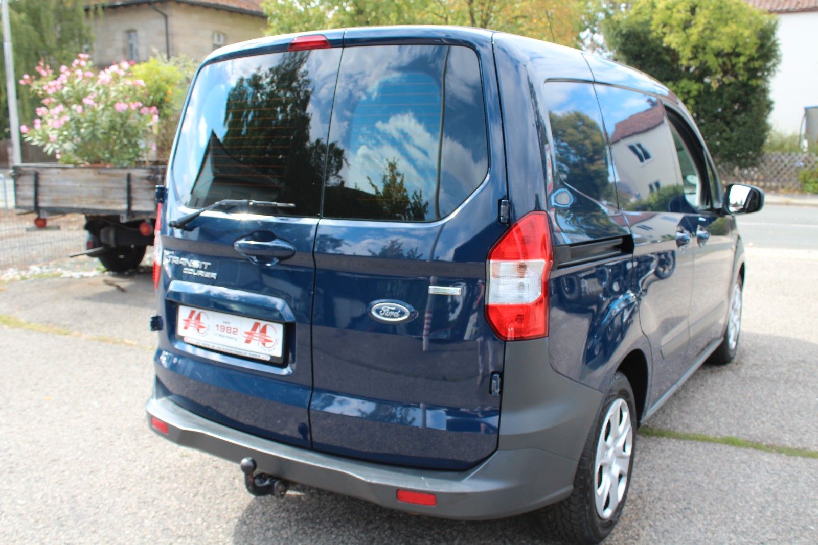 Tourneo Courier 1,0L Ecobooster, Wenig Km!!