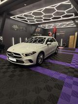 Mercedes-Benz Mercedes A200 | Sehr gepflegt | Garagenfahrzeug  - Mercedes-Benz A 200 in Mannheim