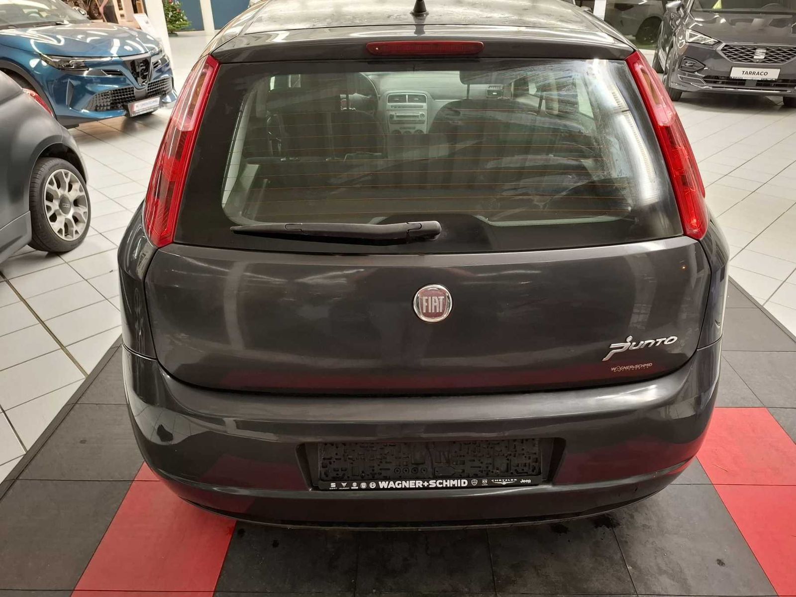 Fahrzeugabbildung Fiat Punto 1.4 8V Dynamic KLIMA