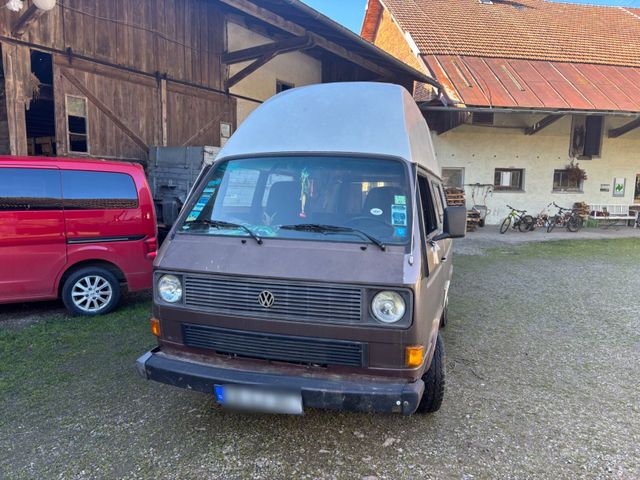 Volkswagen VW Bus T3 Bulli Camper mit Hochdach