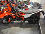 KTM 125 Enduro R 2025 inkl. Quickshifter+ - KTM Motorräder in Erfurt