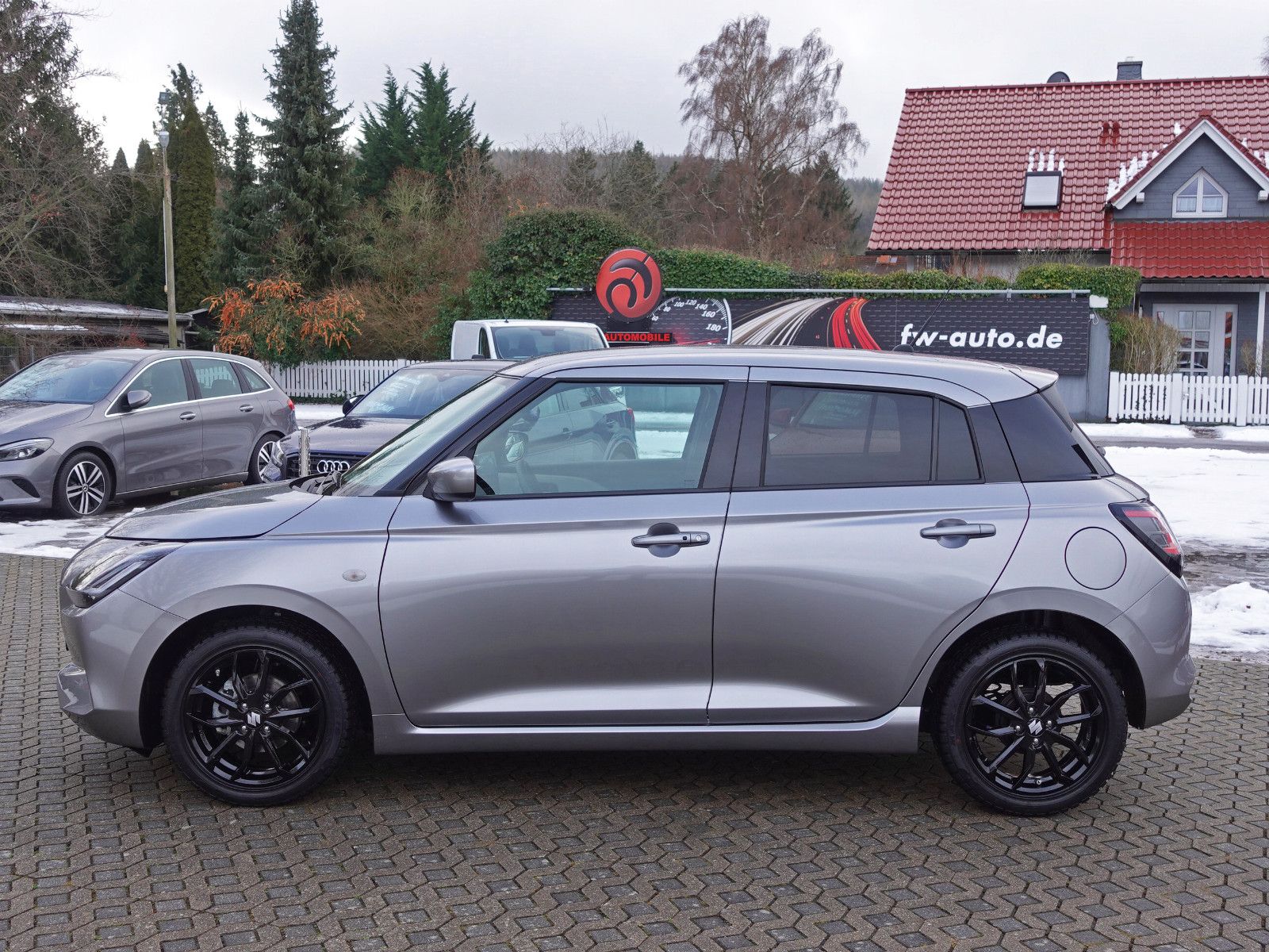 Fahrzeugabbildung Suzuki Swift 1.2 CVT Comfort Automatik RFK Garantie