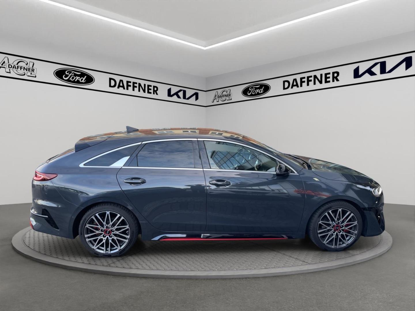 Kia ProCeed GT LED totWinkASS Kamera Bastuck Anlage
