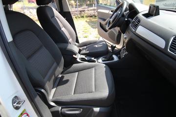 2012 AUDI Q3 — миниатюра 15