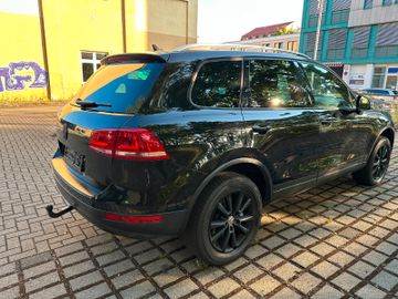 Volkswagen Touareg - 5