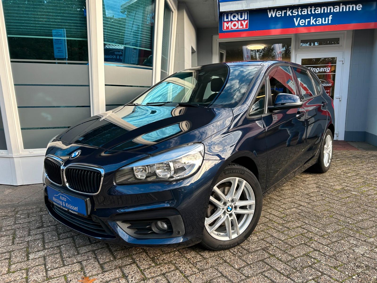 BMW 218d Active Tourer Advant Autom. AHK Topzustand!