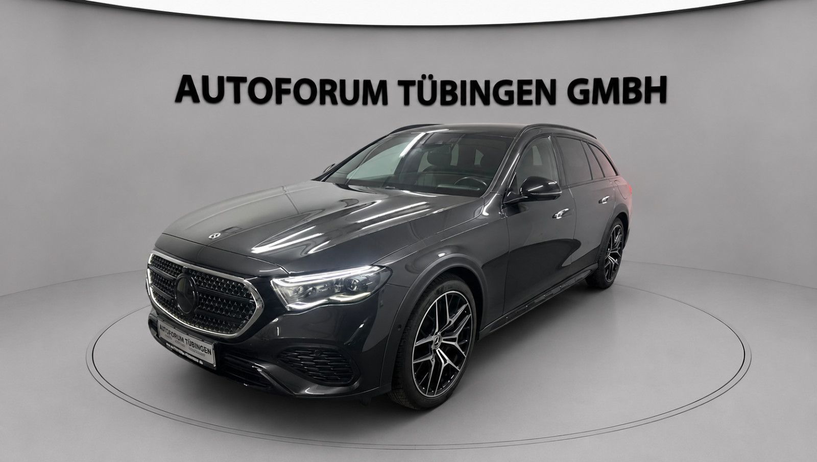 Fahrzeugabbildung Mercedes-Benz E 300 de 4M T All-Terrain *4D SOUND*KEYGO*20"AMG