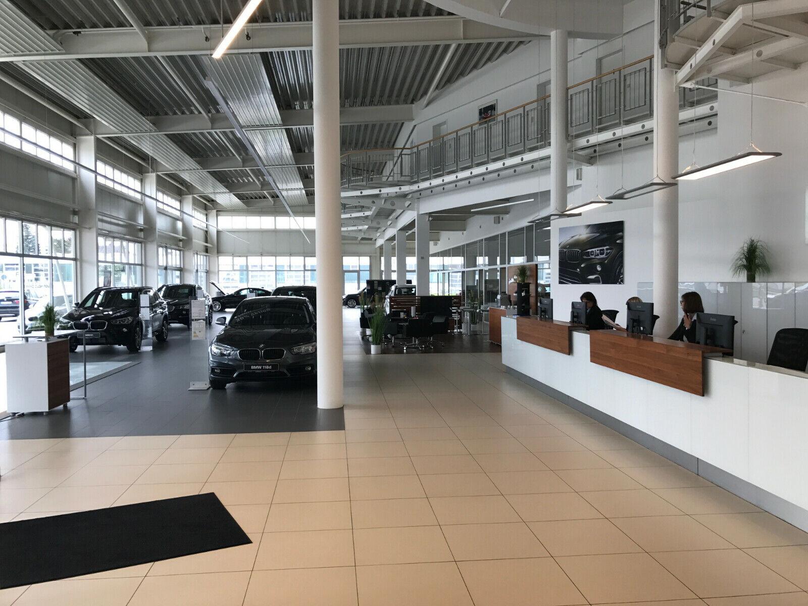 showroom-image-main