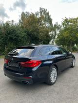 BMW 530d Touring M-Sport/AHK/4xShz/Massage/HK/Pano - BMW: Xs