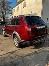 Chevrolet Captiva 2.4 LT 4WD 7sitzer Export! Volleder+Kima - Chevrolet Captiva in Berlin