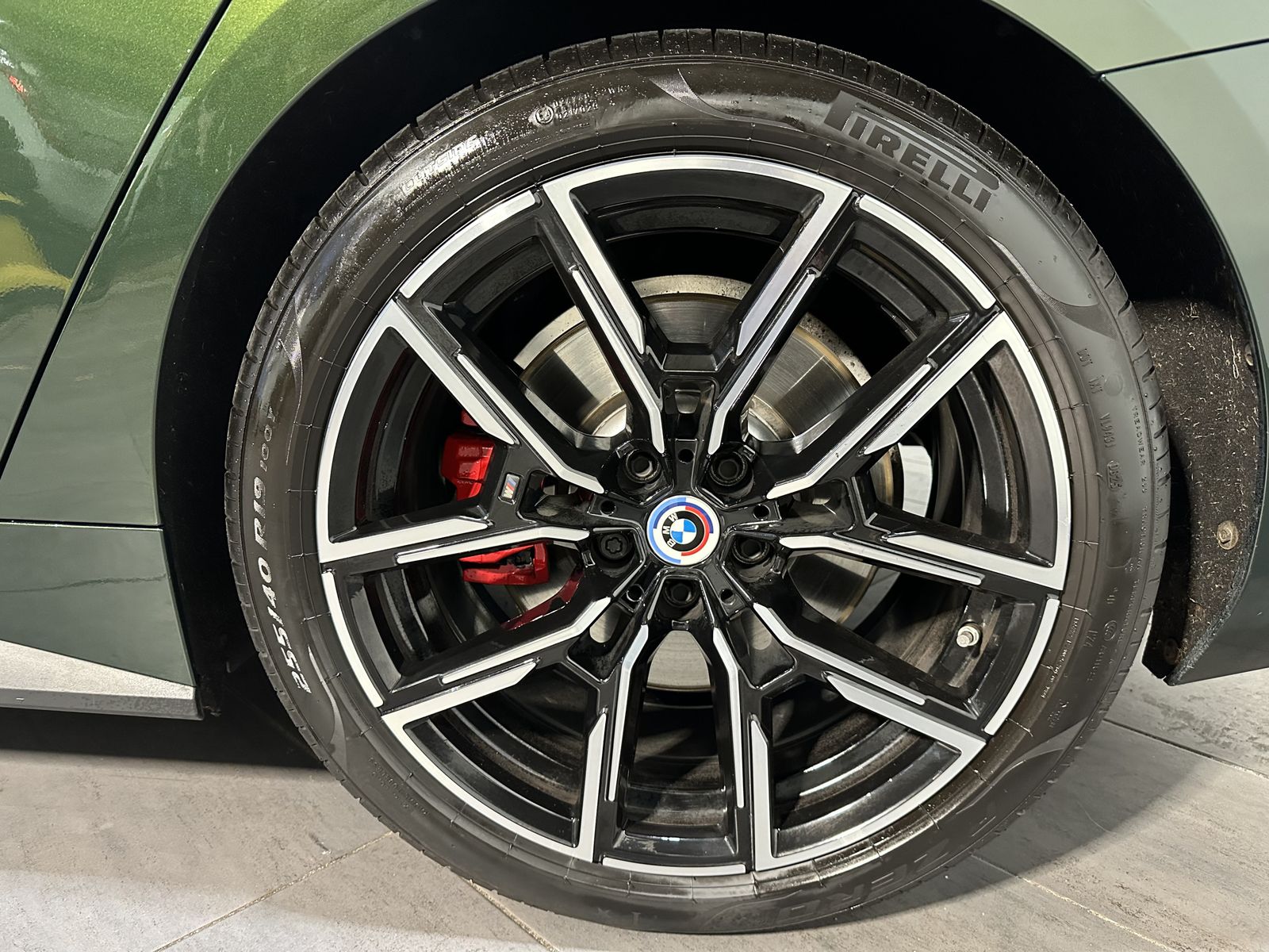 Fahrzeugabbildung BMW 420i Gran Coupé M-Sport Pro NAV+LED+GLASDACH+ACC