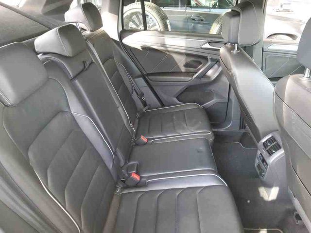 Tiguan 2.0 TDI 4M R-LINE BLACKSTYLE PANO+KAM+AHK