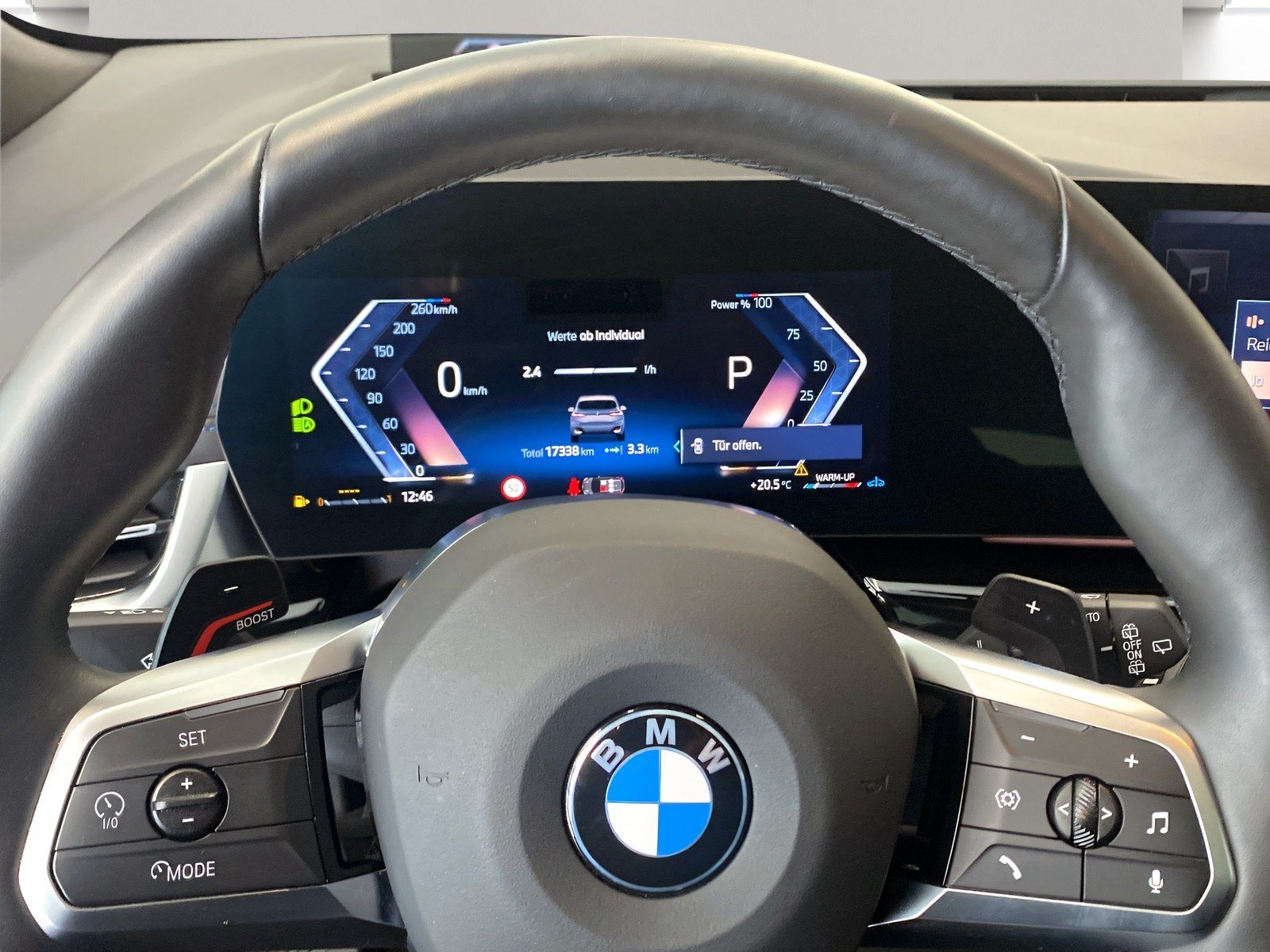 BMW 223 Active Tourer - Bild 13