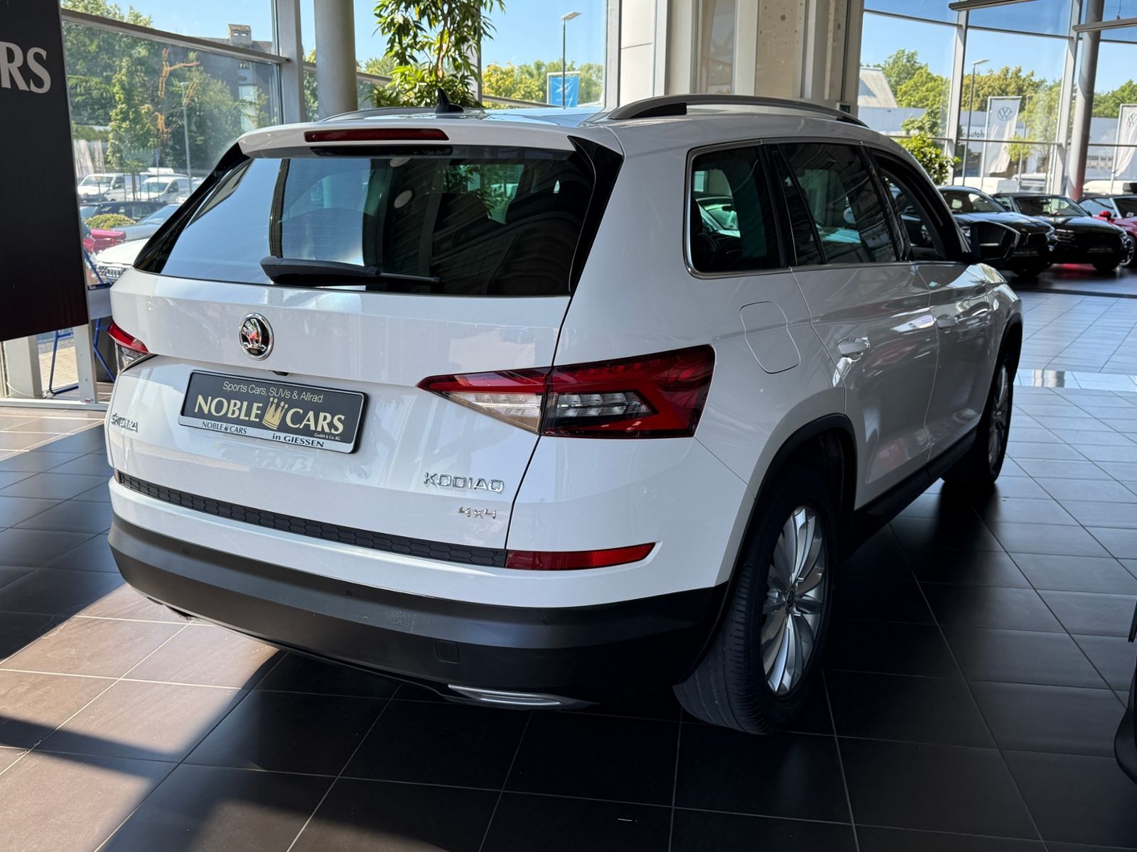 Fahrzeugabbildung SKODA Kodiaq Style 4x4 AHK ACC StHZ CANTON LEDER MEMO