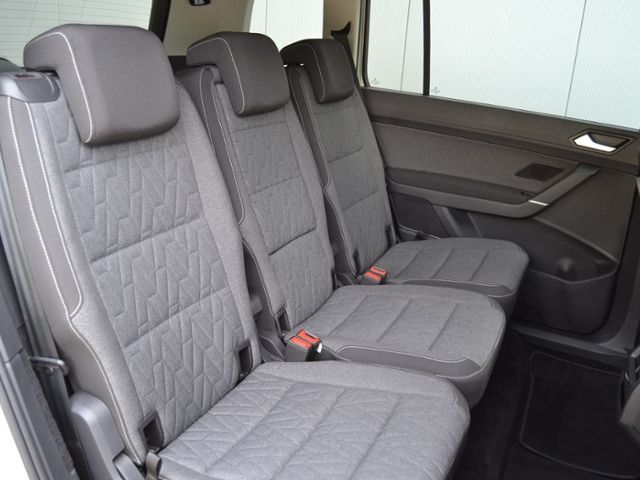 Touran 1.5 TSI Move 7-SITZER/IQ.DRIVE-PAKET/MATR