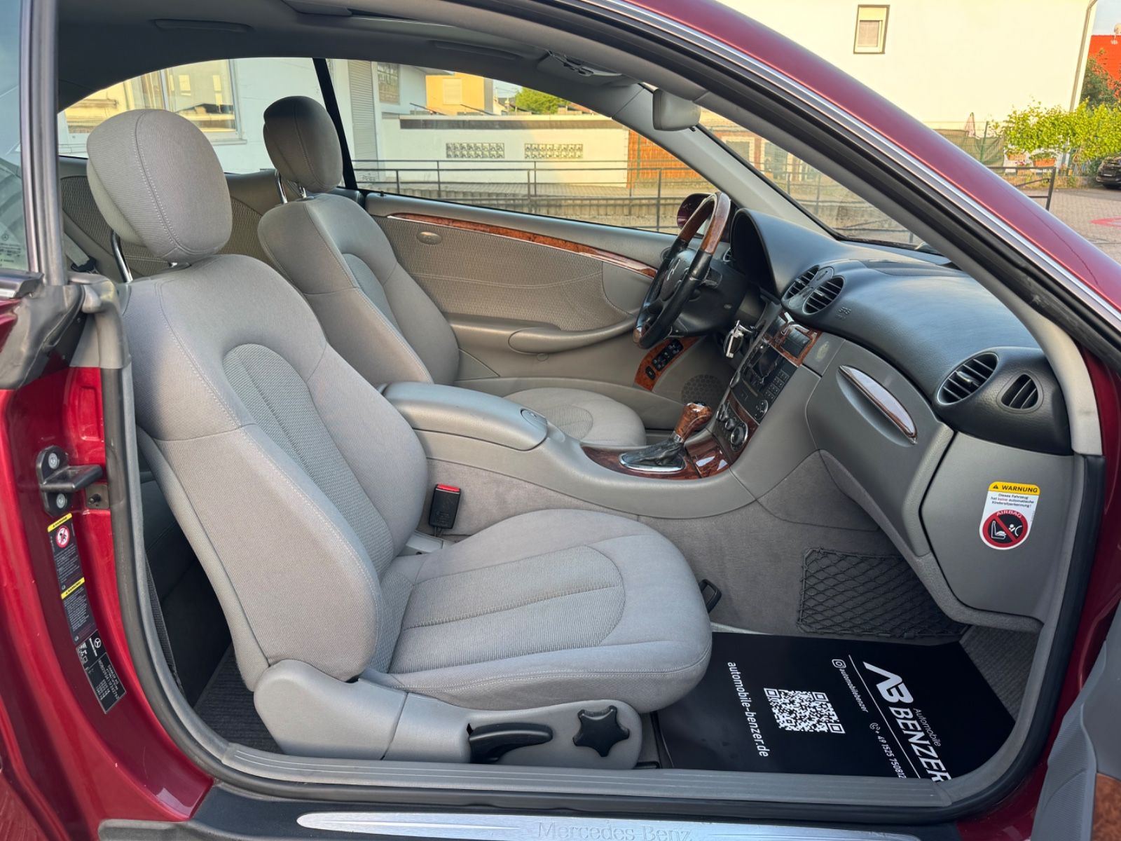 Fahrzeugabbildung Mercedes-Benz CLK 200 Kompressor Coupe/Elegance/S-Dach/SHZ/