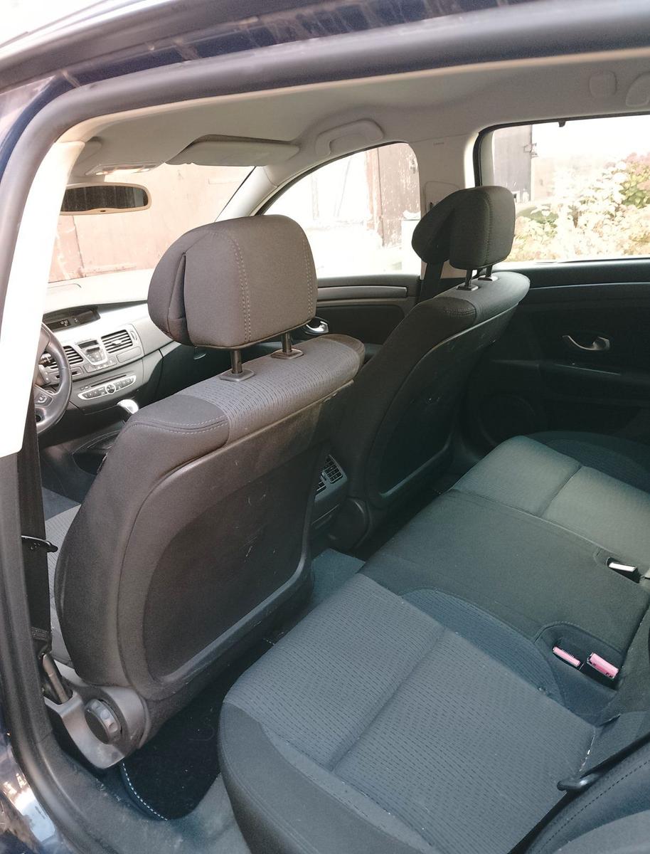 Renault Laguna 2008 — photo 10