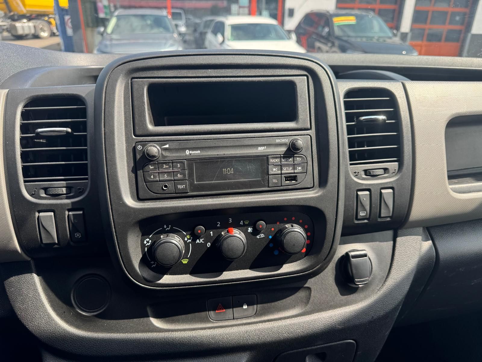 Fahrzeugabbildung Renault Trafic Kasten L1H1 2,7t Komfort/1.HAND/KLIMA