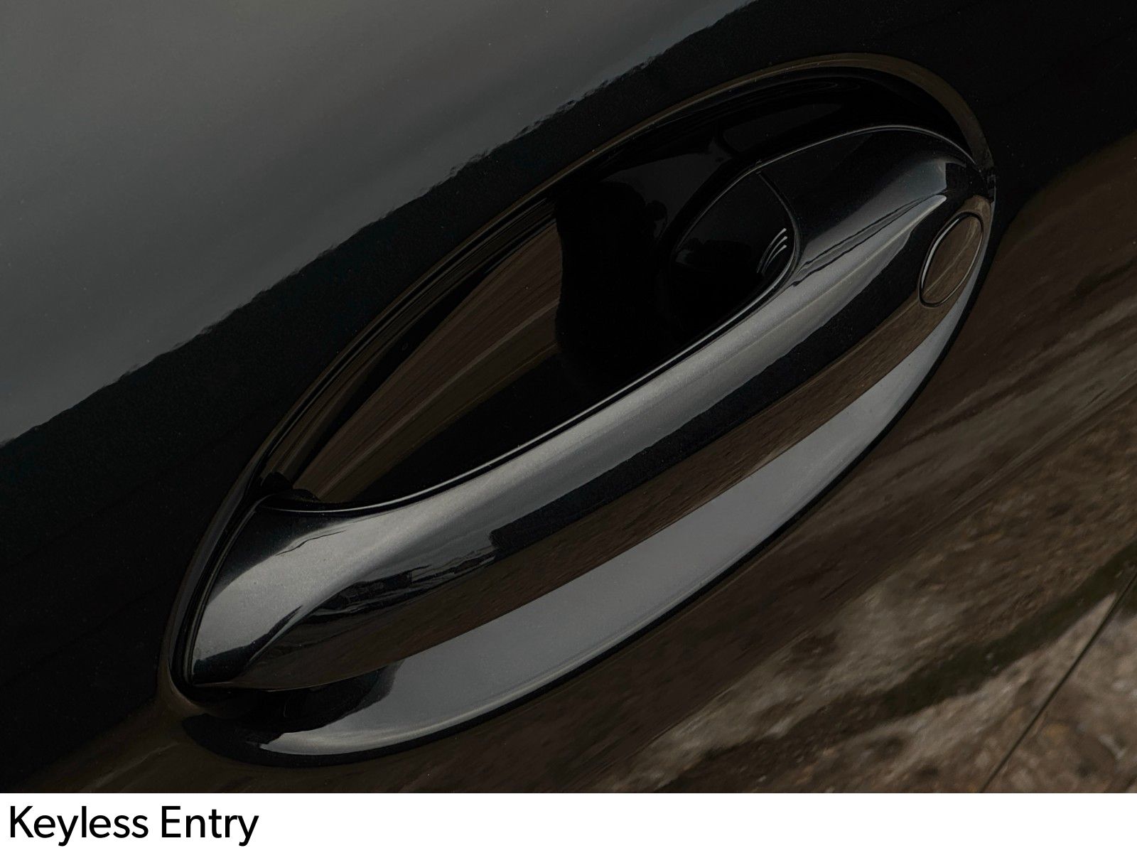 Fahrzeugabbildung BMW 420i G22 Coupé M Sport Leder Memory Kamera ACC